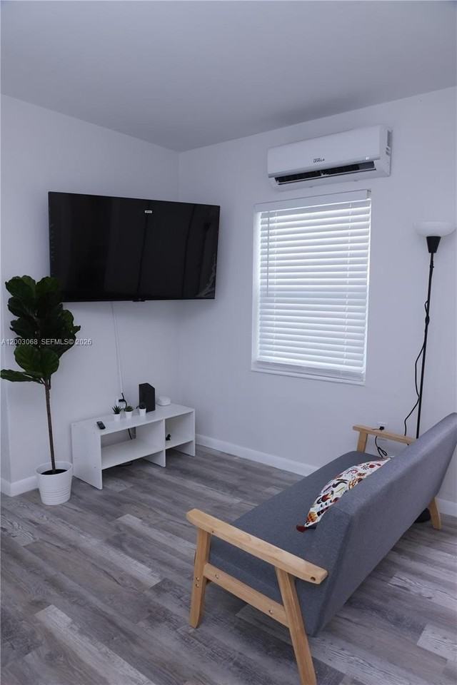 1109 Sw 37th Ave #1115 - Photo 6 of 13