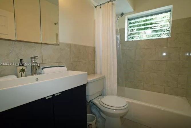 900 Euclid Ave #14 - Photo 5 of 13