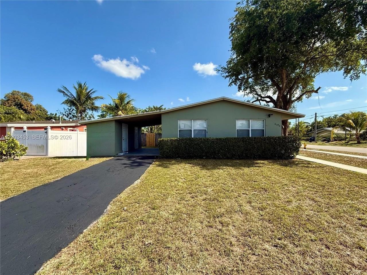 6290 Nw 14th St #6290 - Photo 2 of 29