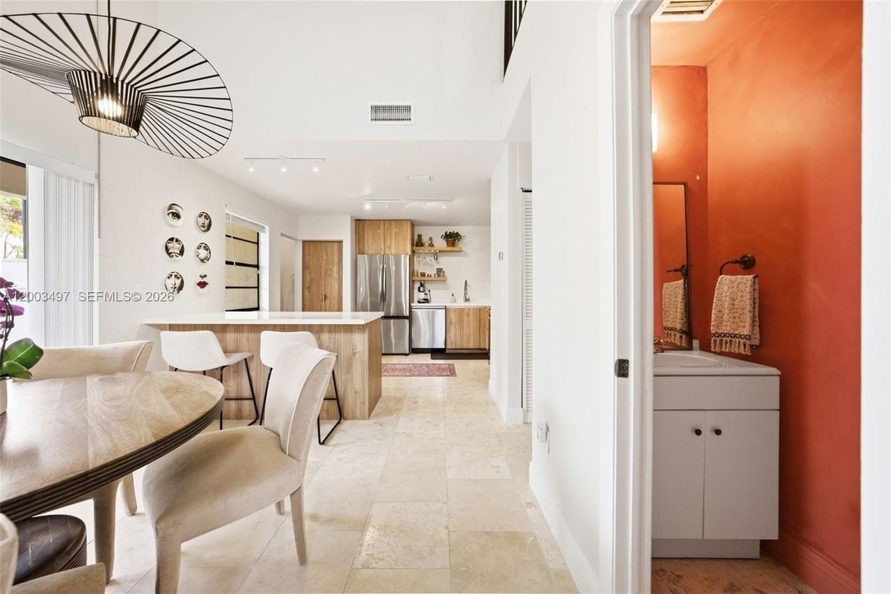 327 Ives Dairy Rd #327-05 - Photo 7 of 21