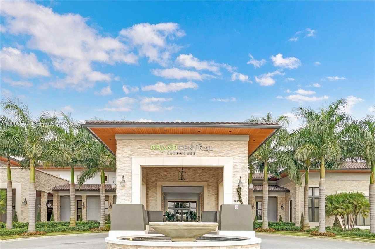 10500 Nw 78th Ter #10500 - Photo 7 of 50