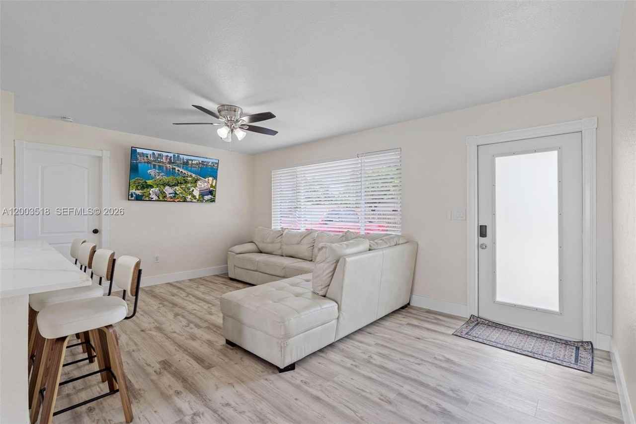 2485 Nw 84th Way - Photo 7 of 42