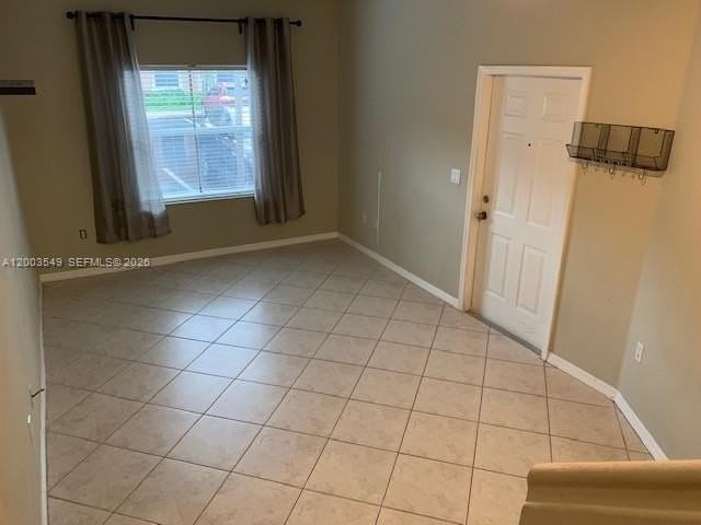 2307 Anchor Ct #4006 - Photo 3 of 17