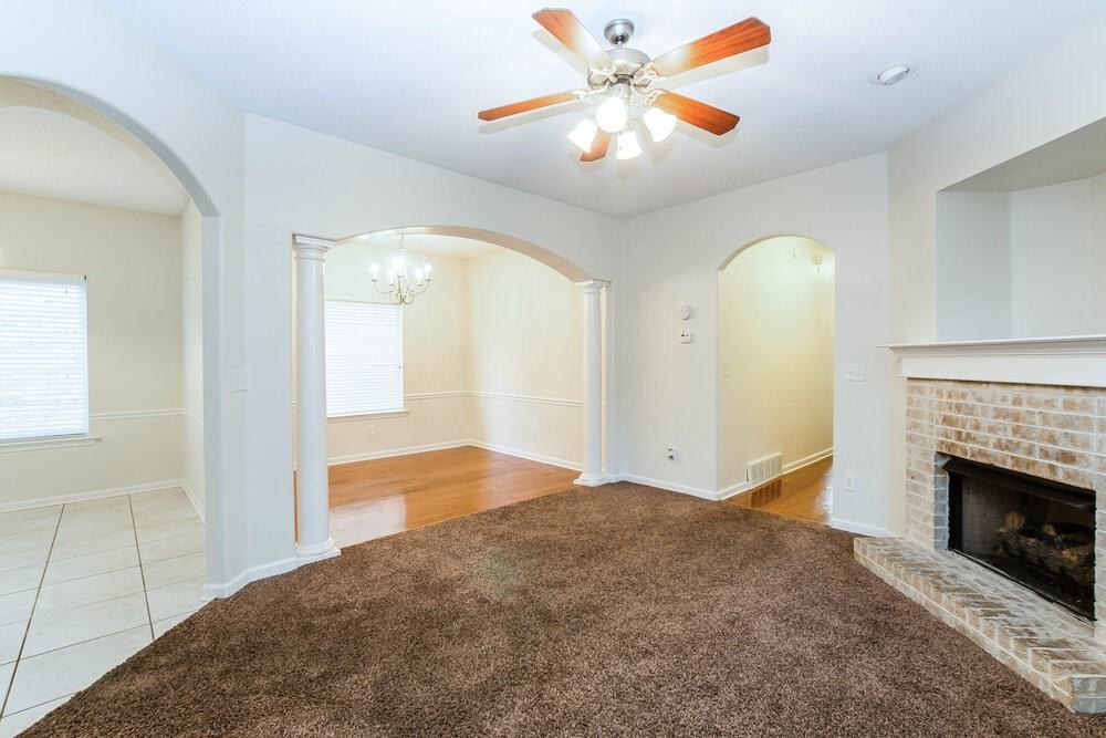 1262 Carlton Ridge Dr - Photo 2 of 15