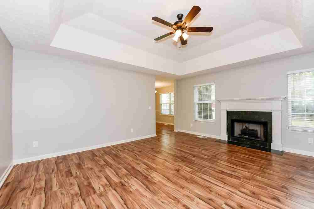 209 Priest View Dr - Photo 4 of 17