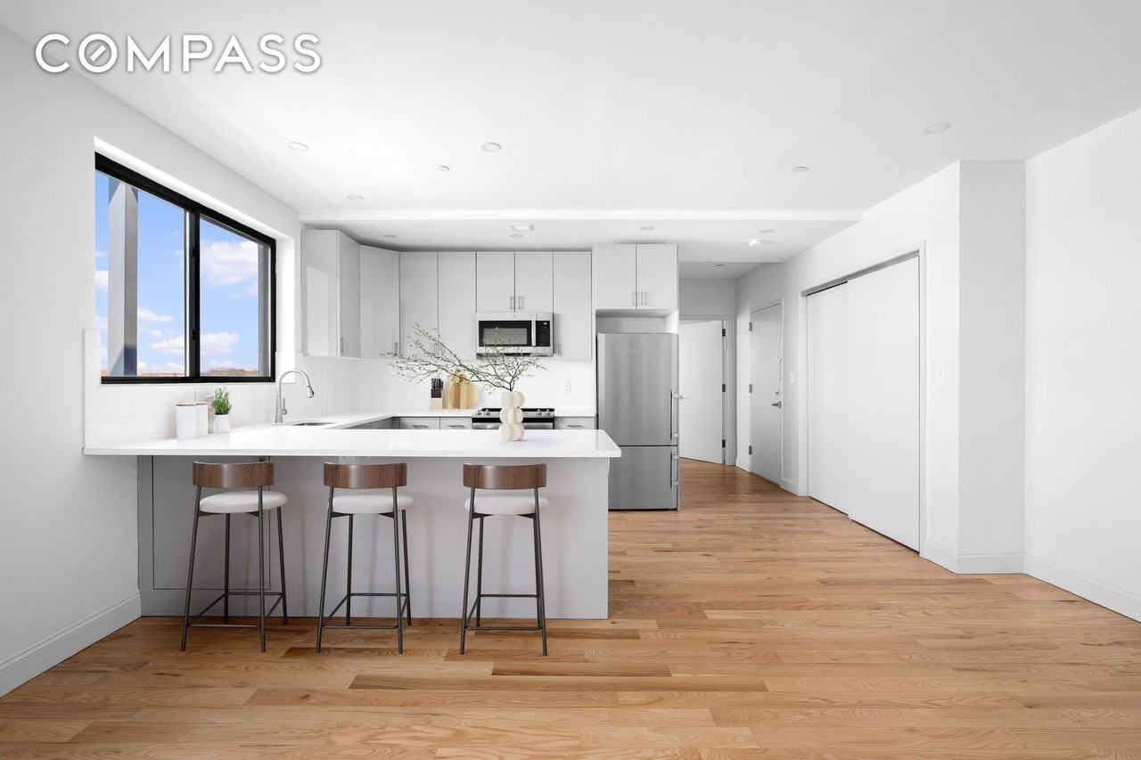 492 Kings Hwy #5A - Photo 4 of 7