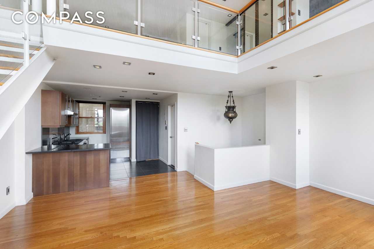 305 2nd Ave #537 - Photo 4 of 11