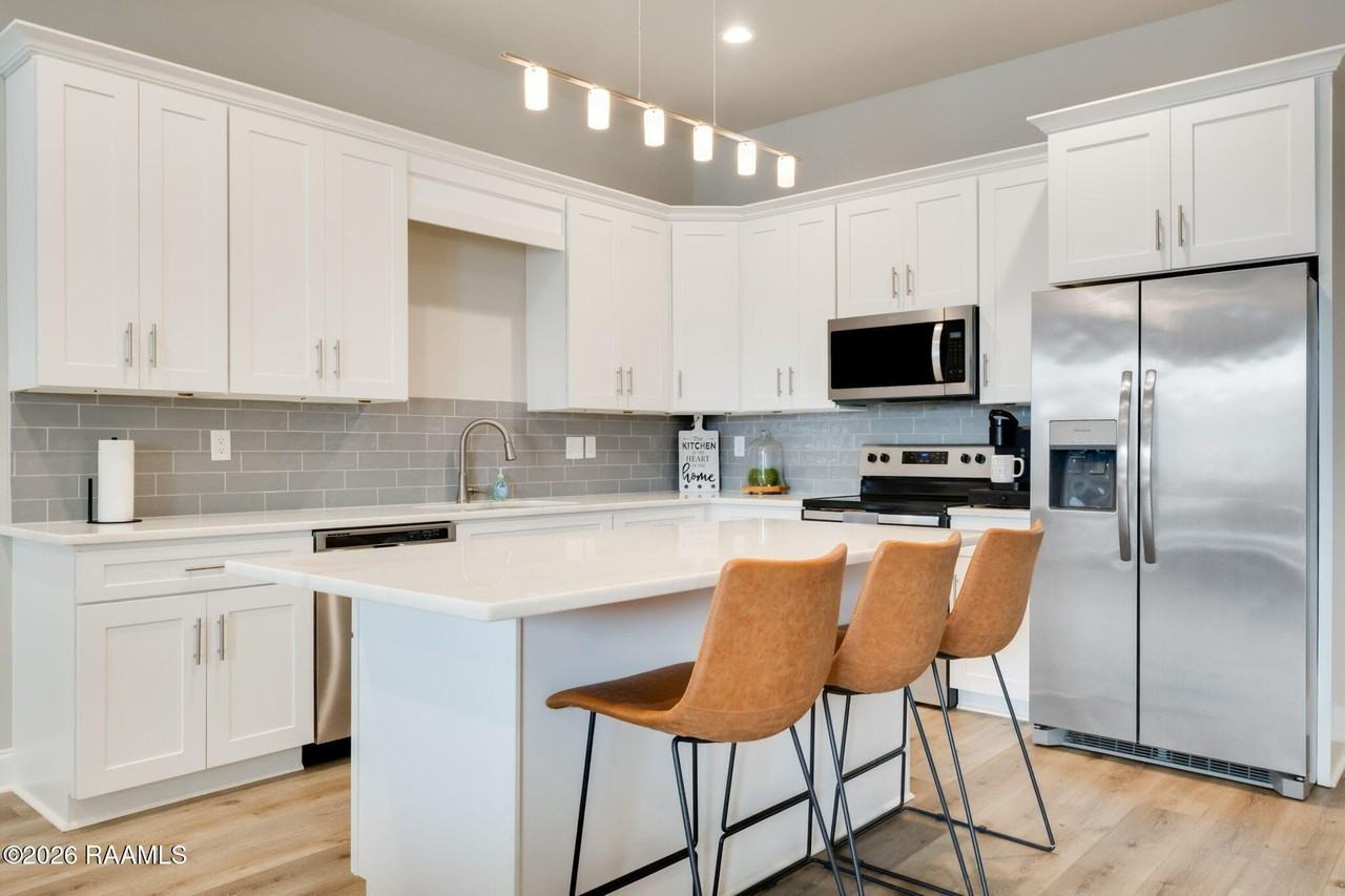 114 Gadwall Dr - Photo 3 of 18