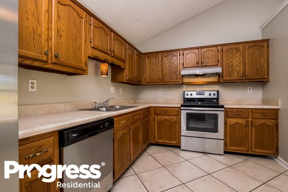 10378 Yates Dr - Photo 6 of 15