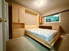 featured image of 650 Roderick Ave #1