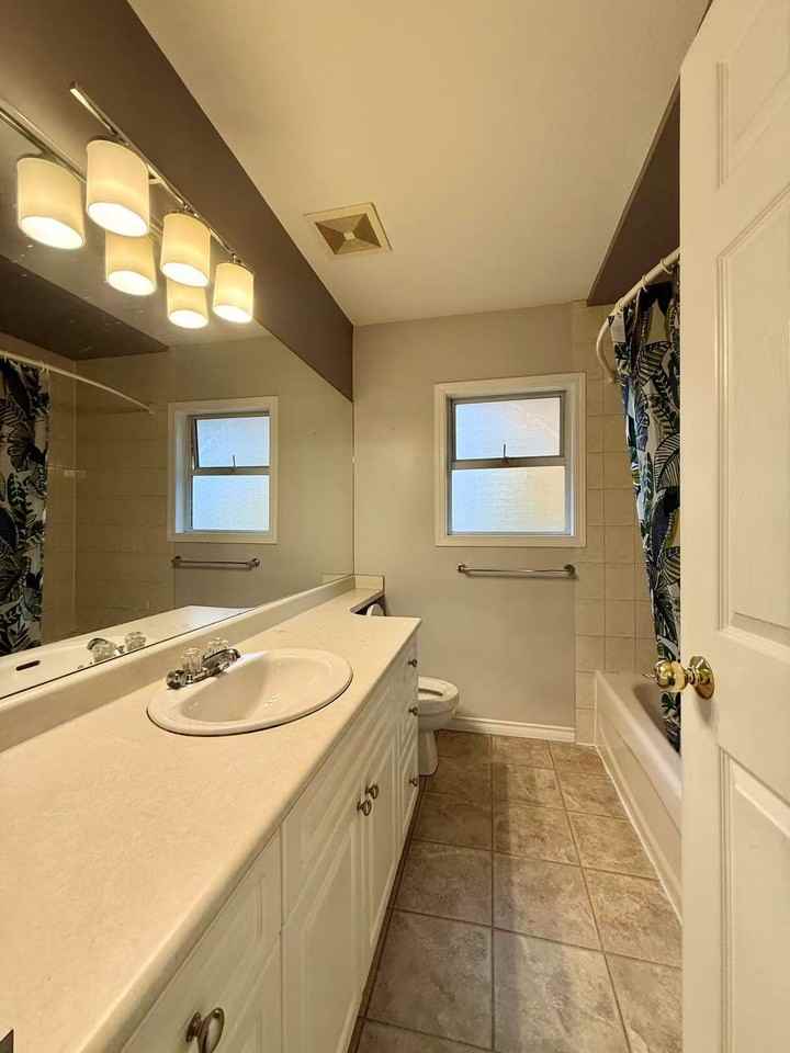 650 Roderick Ave #1 - Photo 2 of 13