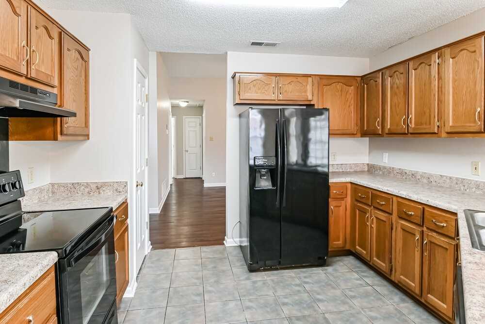 5929 White Ridge Cir E - Photo 7 of 16