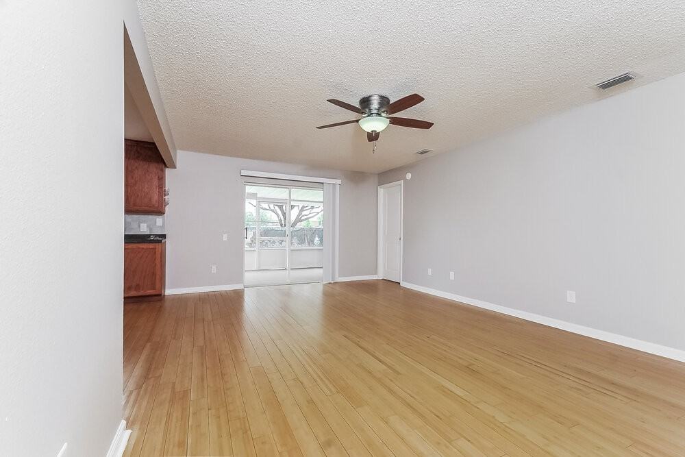 12420 Dawn Vista Dr - Photo 4 of 16