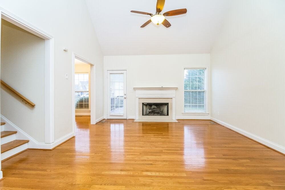 2062 Prescott Way - Photo 4 of 17