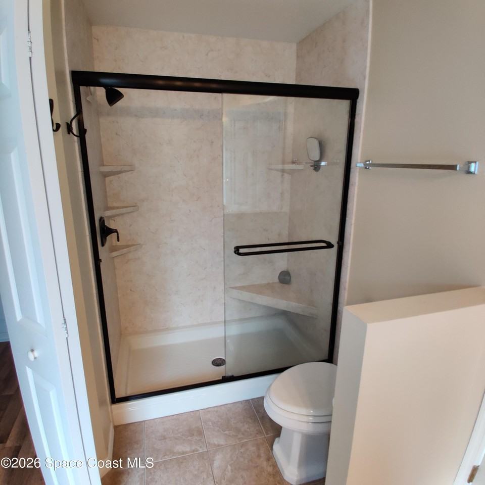 2061 Tiburon Ln - Photo 7 of 9