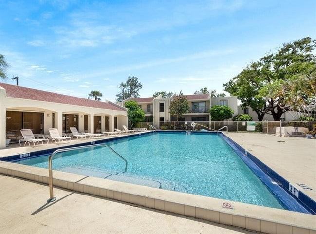 150 Pineview Road #J1 - Photo 2 of 8