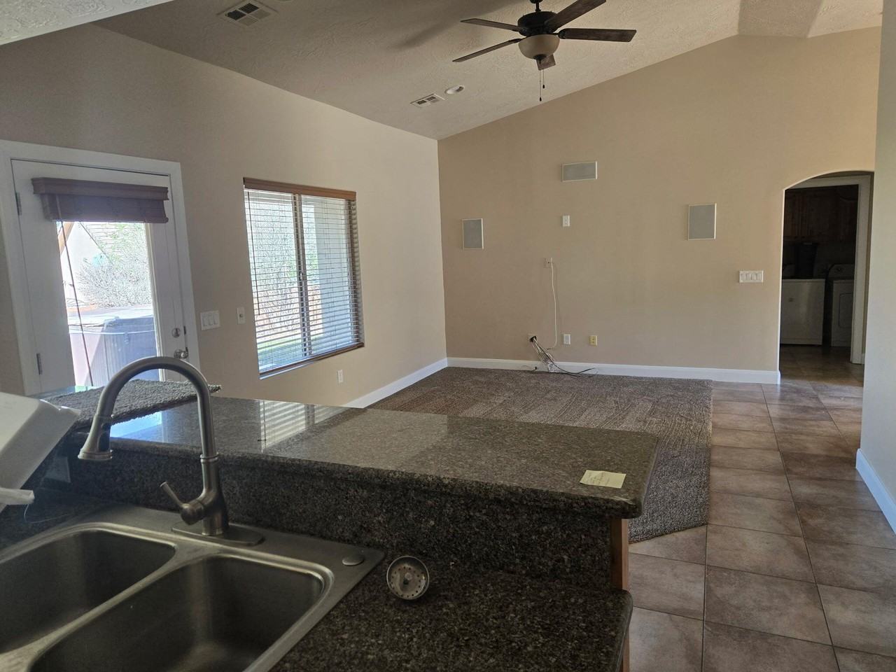 653 W 110 N - Photo 6 of 13