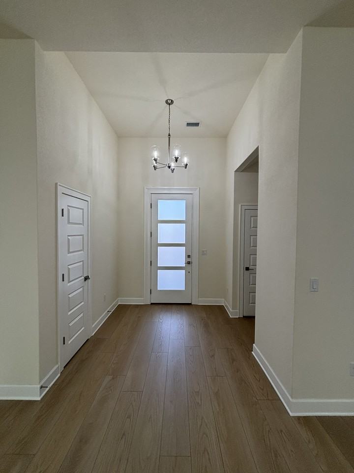 2604 Sw Blustery Dr #1 - Photo 2 of 22