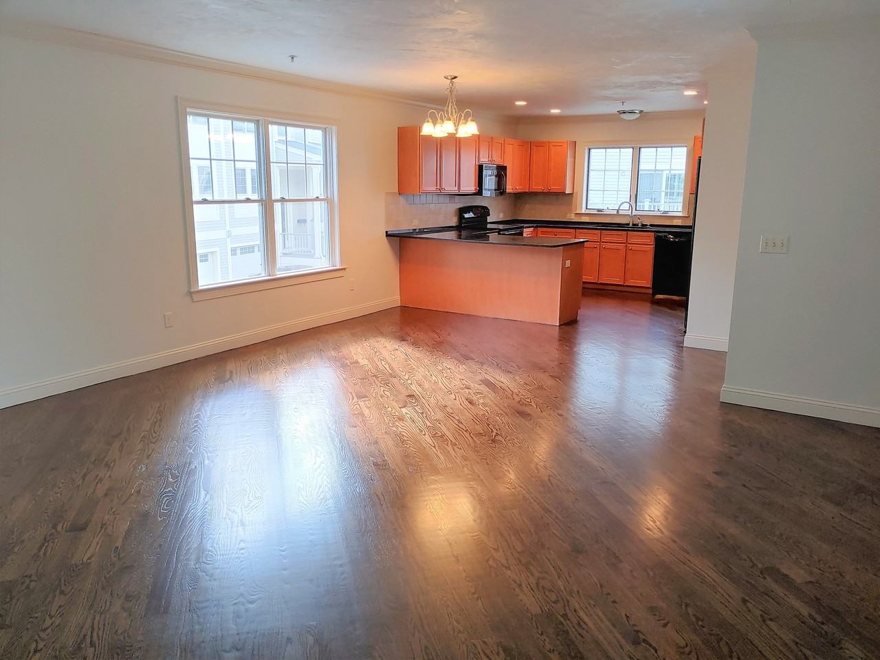 19 Chatham Way - Photo 4 of 16