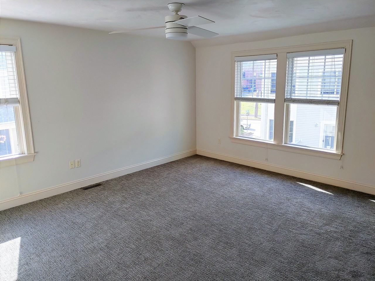 19 Chatham Way - Photo 7 of 16