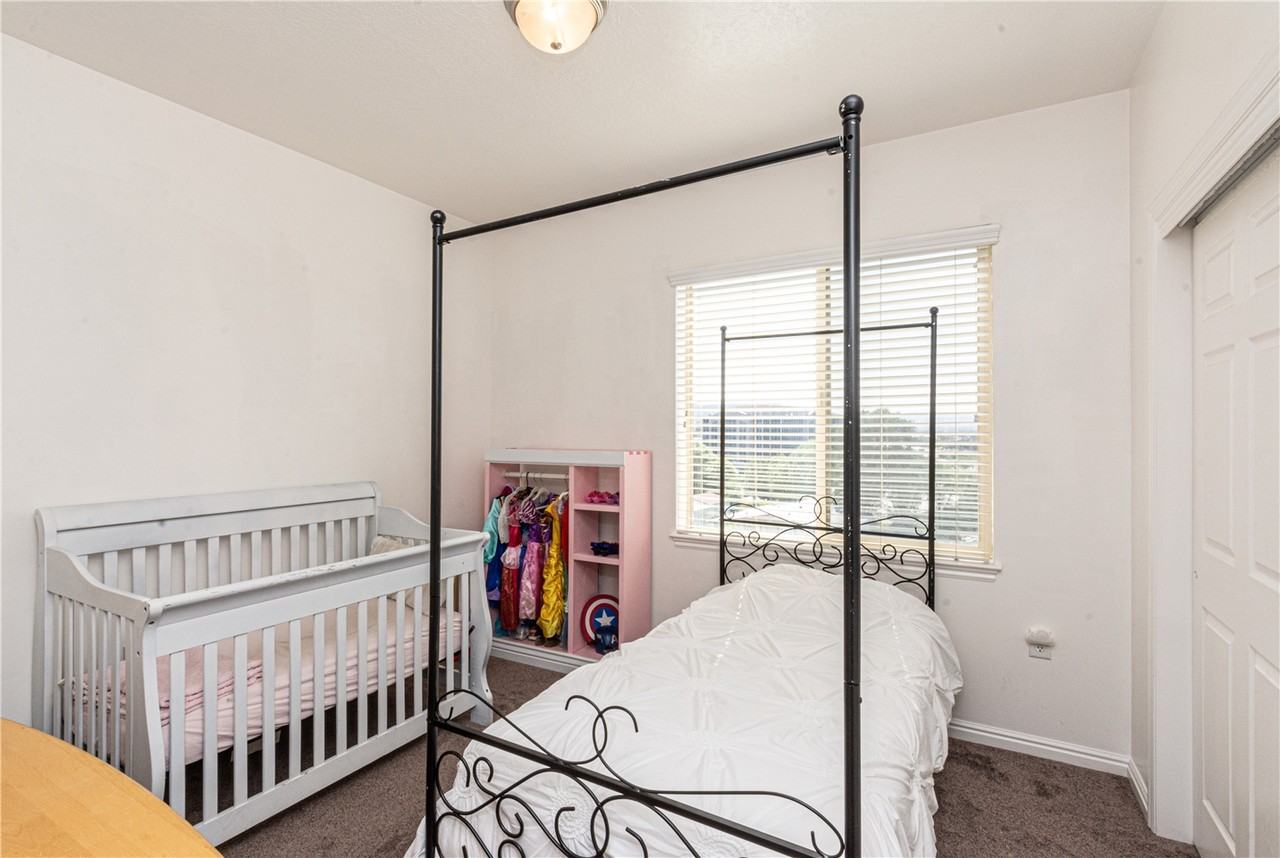 180 Albion Village Way #304 - Photo 6 of 14