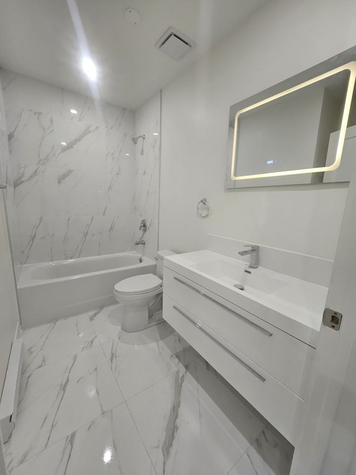 4657 Avenue Papineau - Photo 4 of 7