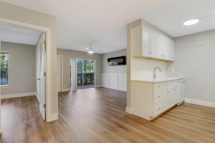 6489 Chasewood Drive #D - Photo 4 of 9