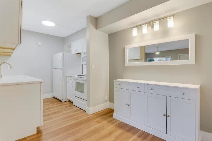 6489 Chasewood Drive #D - Photo 5 of 9