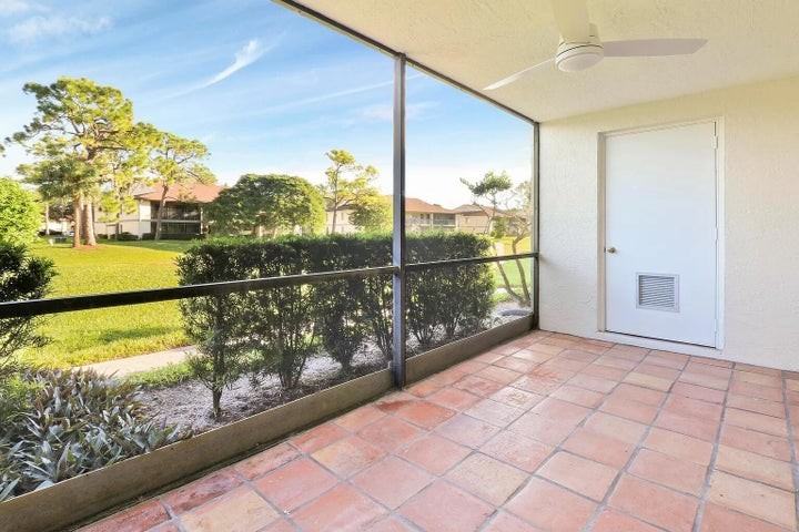 6489 Chasewood Drive #D - Photo 3 of 9