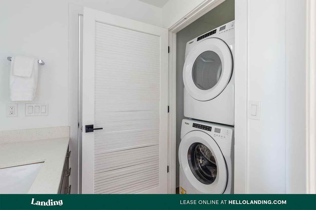 325 E. 300 S. - Photo 5 of 50