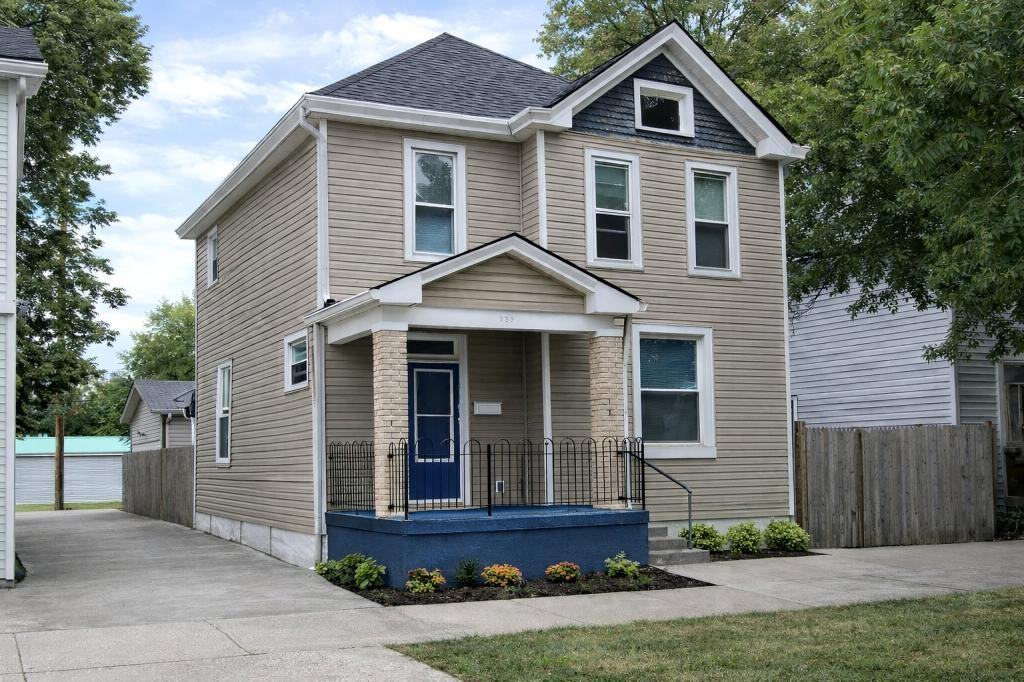 238 Chestnut St - Photo 2 of 15