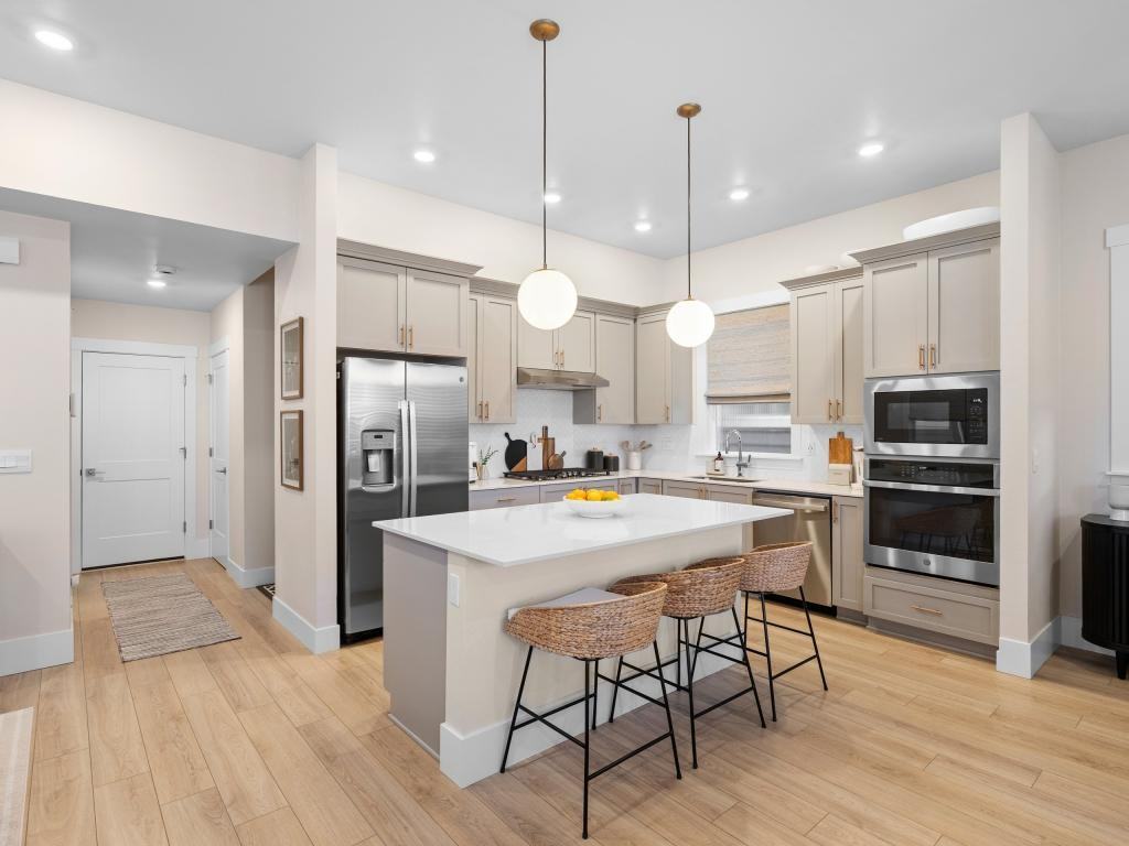 13728 Sw 166th Ave - Photo 4 of 39