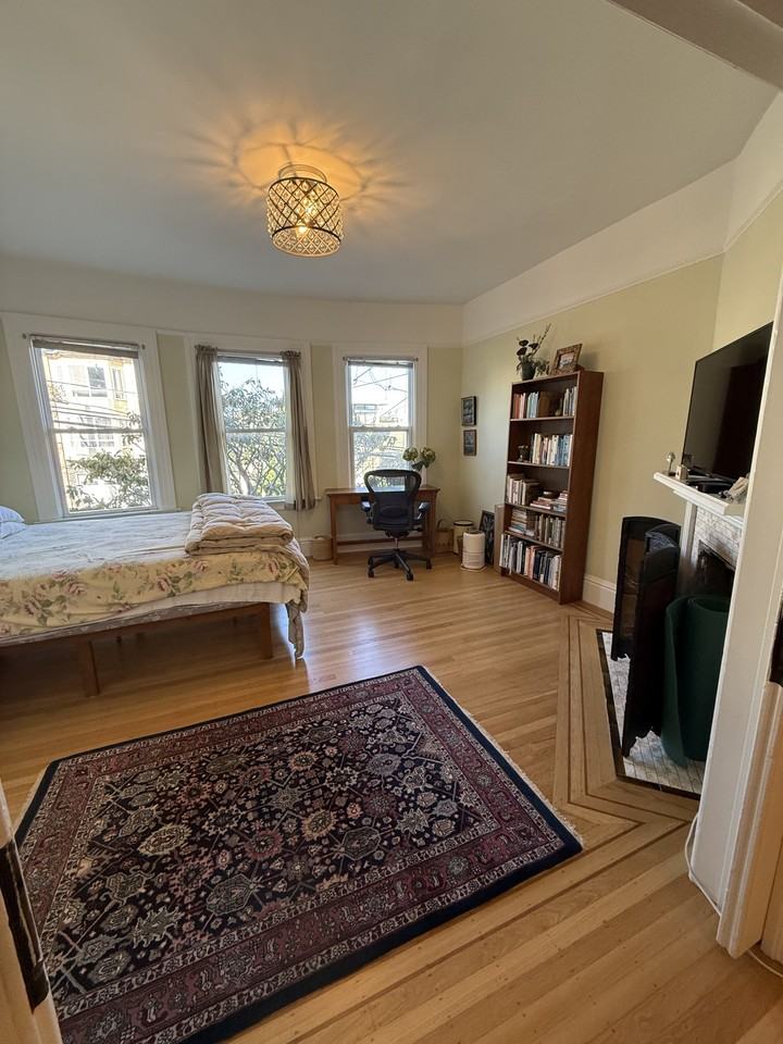 735 Vermont Street - Photo 4 of 22