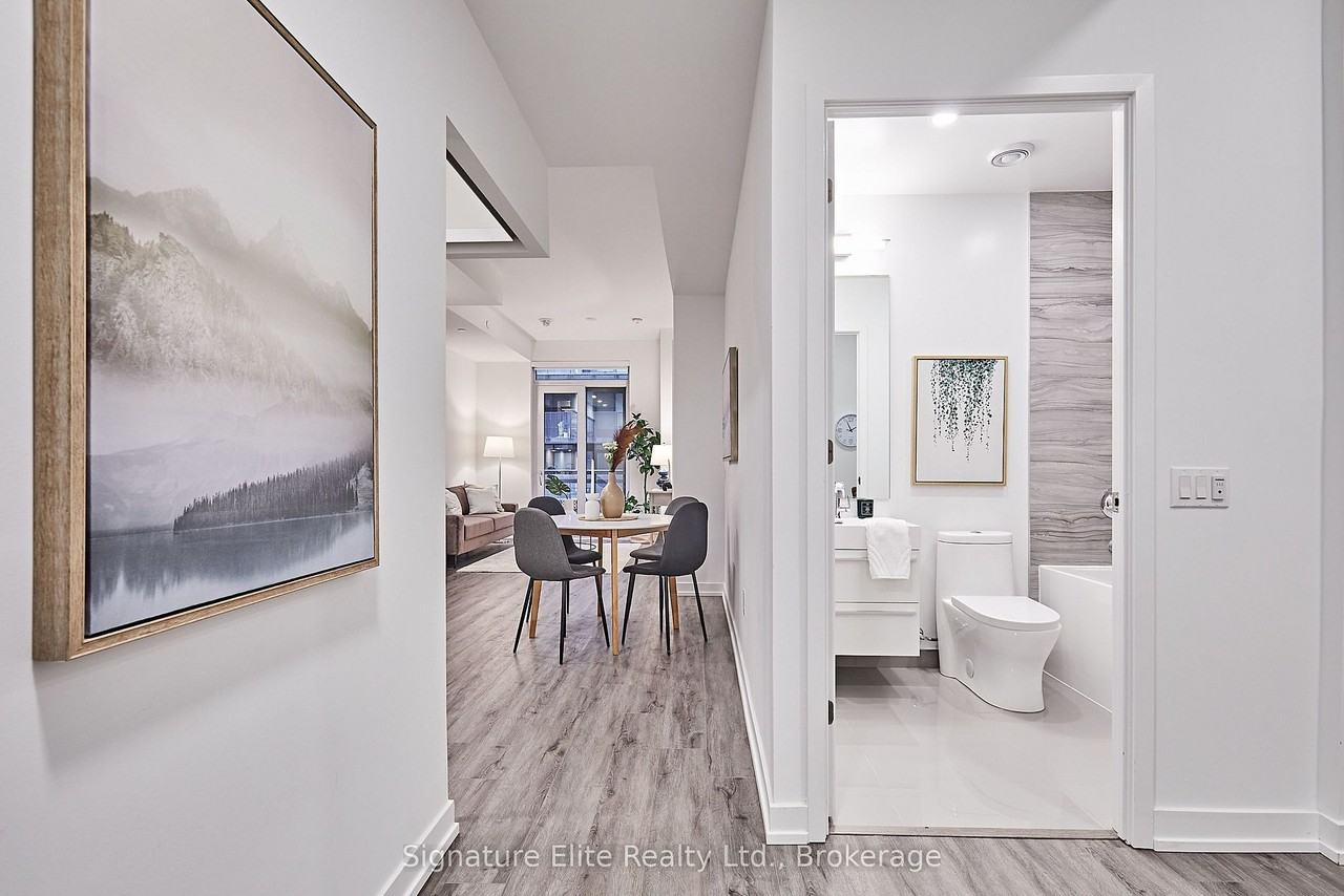 39 Roehampton Avenue #307 - Photo 6 of 29