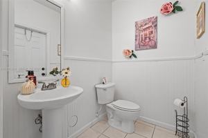 featured image of 2609 Northeast 42nd Avenue #2609