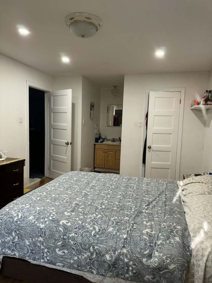 1575 Rue Couvrette - Photo 5 of 12