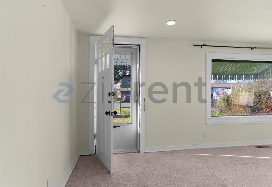 5526 S Avon St - Photo 4 of 16