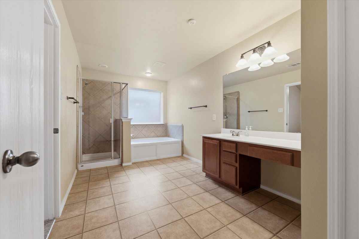 5917 Stone Mountain Rd - Photo 3 of 15