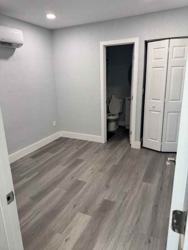 803 E Cayuga St - Photo 4 of 15