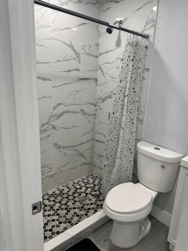 803 E Cayuga St - Photo 6 of 15