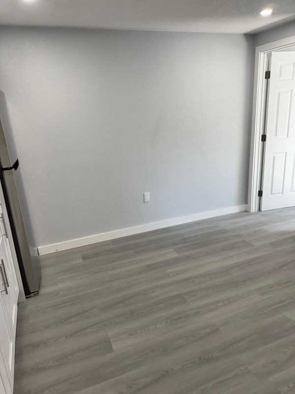 803 22nd Ave N - Photo 3 of 13