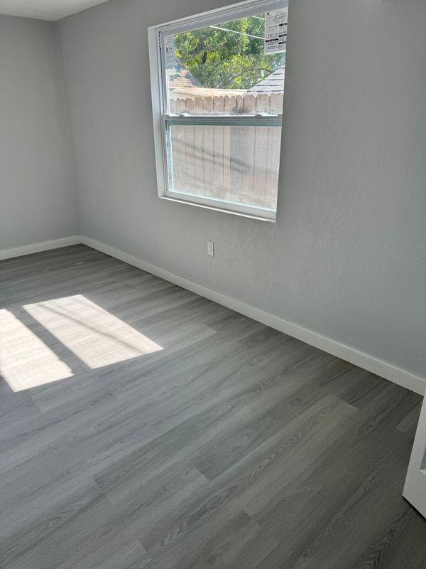 803 22nd Ave N - Photo 6 of 13