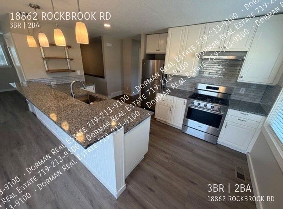 18862 Rockbrook Rd - Photo 2 of 13