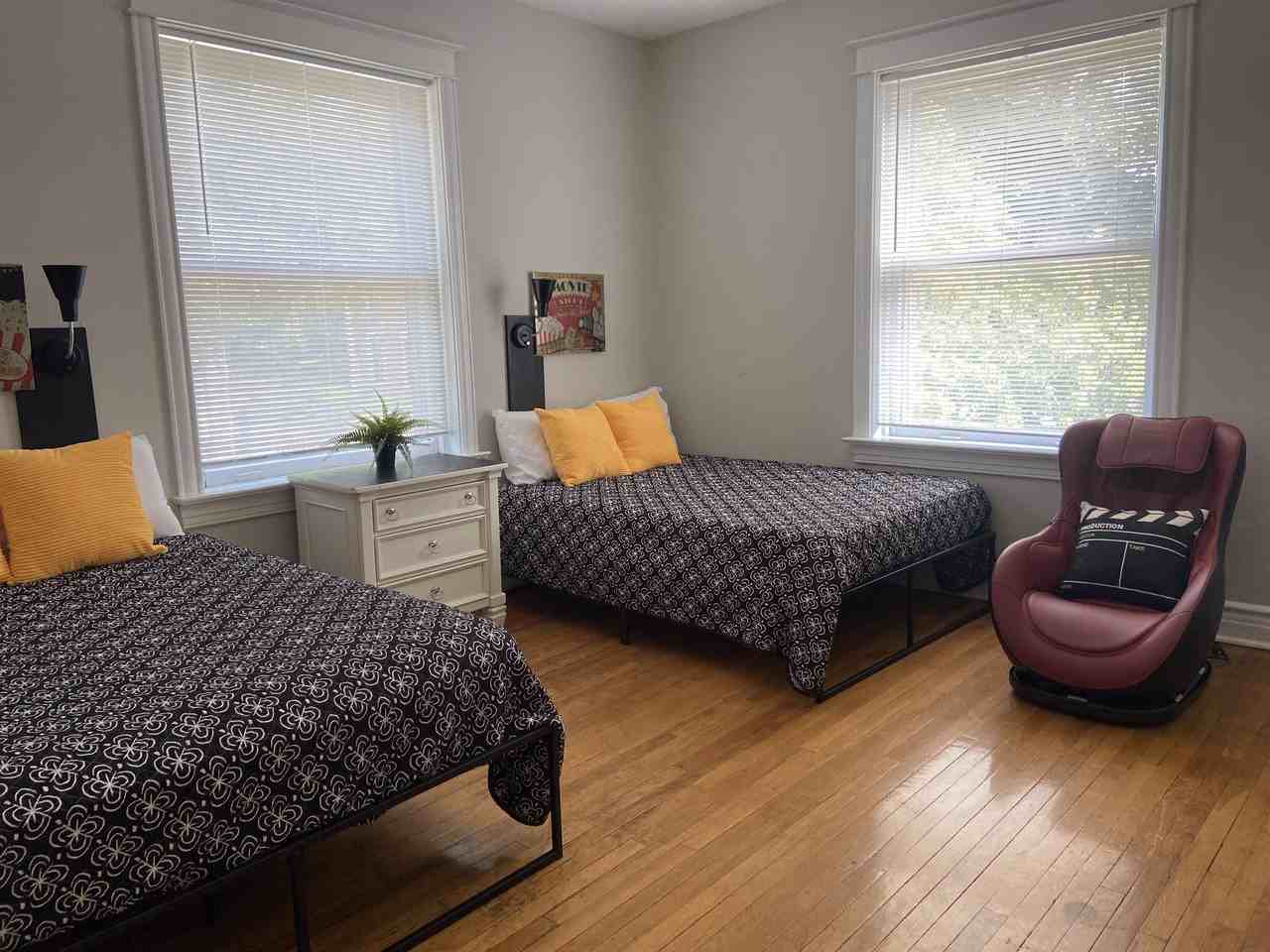 2338 Tower Grove Ave #2W - Photo 4 of 12