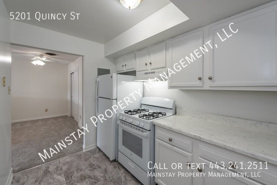 5201 Quincy St - Photo 7 of 14