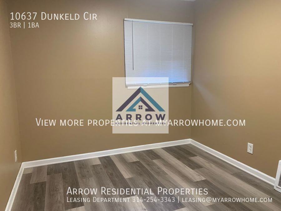 10637 Dunkeld Cir - Photo 5 of 21