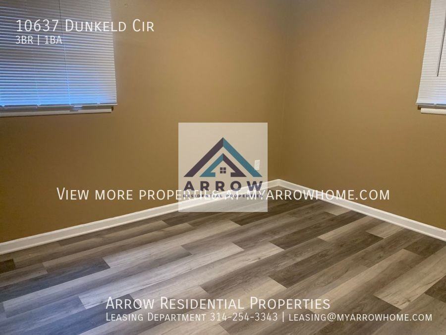 10637 Dunkeld Cir - Photo 6 of 21