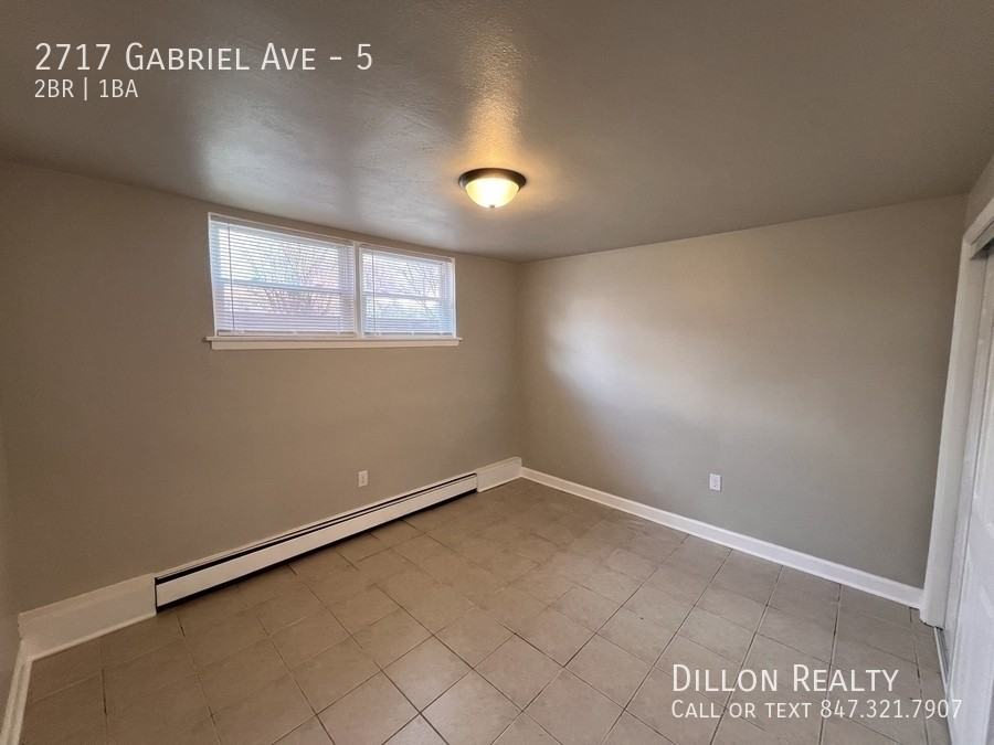 2717 Gabriel Ave #5 - Photo 6 of 10