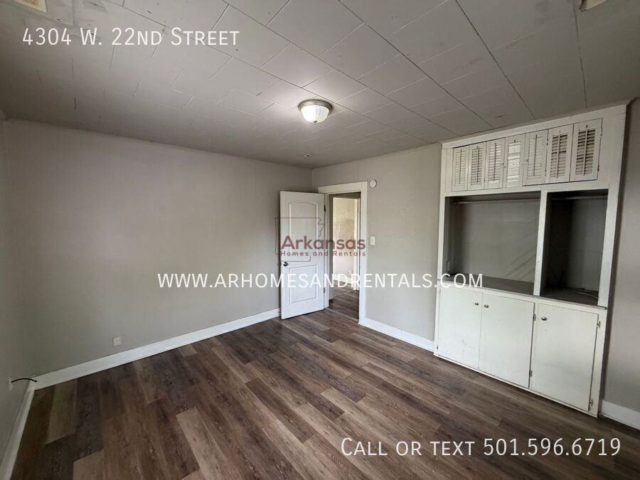 4304 W 22nd St - Photo 7 of 12