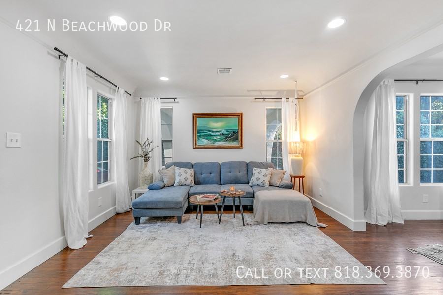 421 N Beachwood Dr - Photo 7 of 33